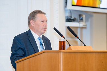 Бюджет принят в первом чтении    